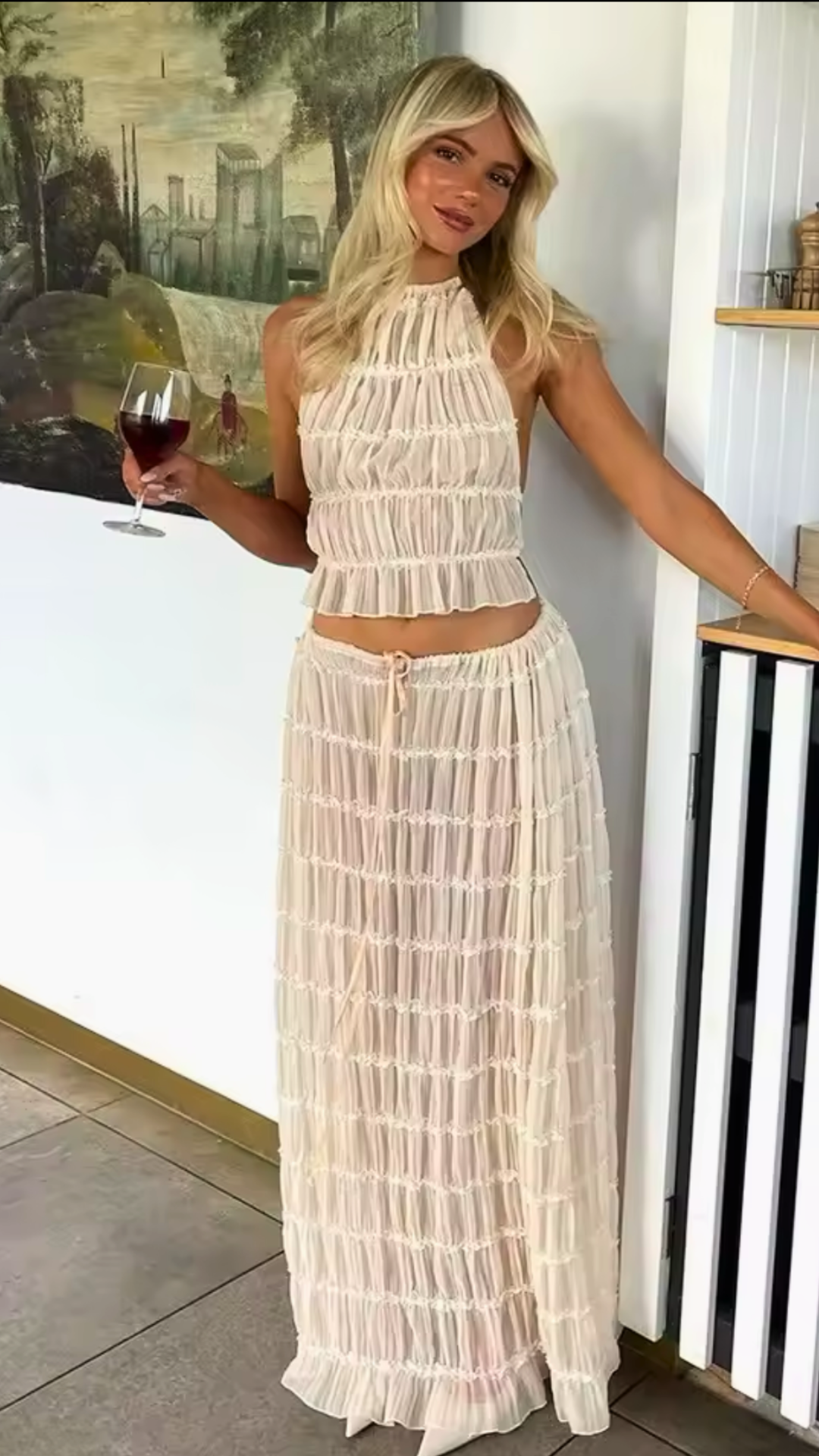 Elegantes 2-teiliges Boho-Set – Halter Top mit Spitzen und Faltenrock