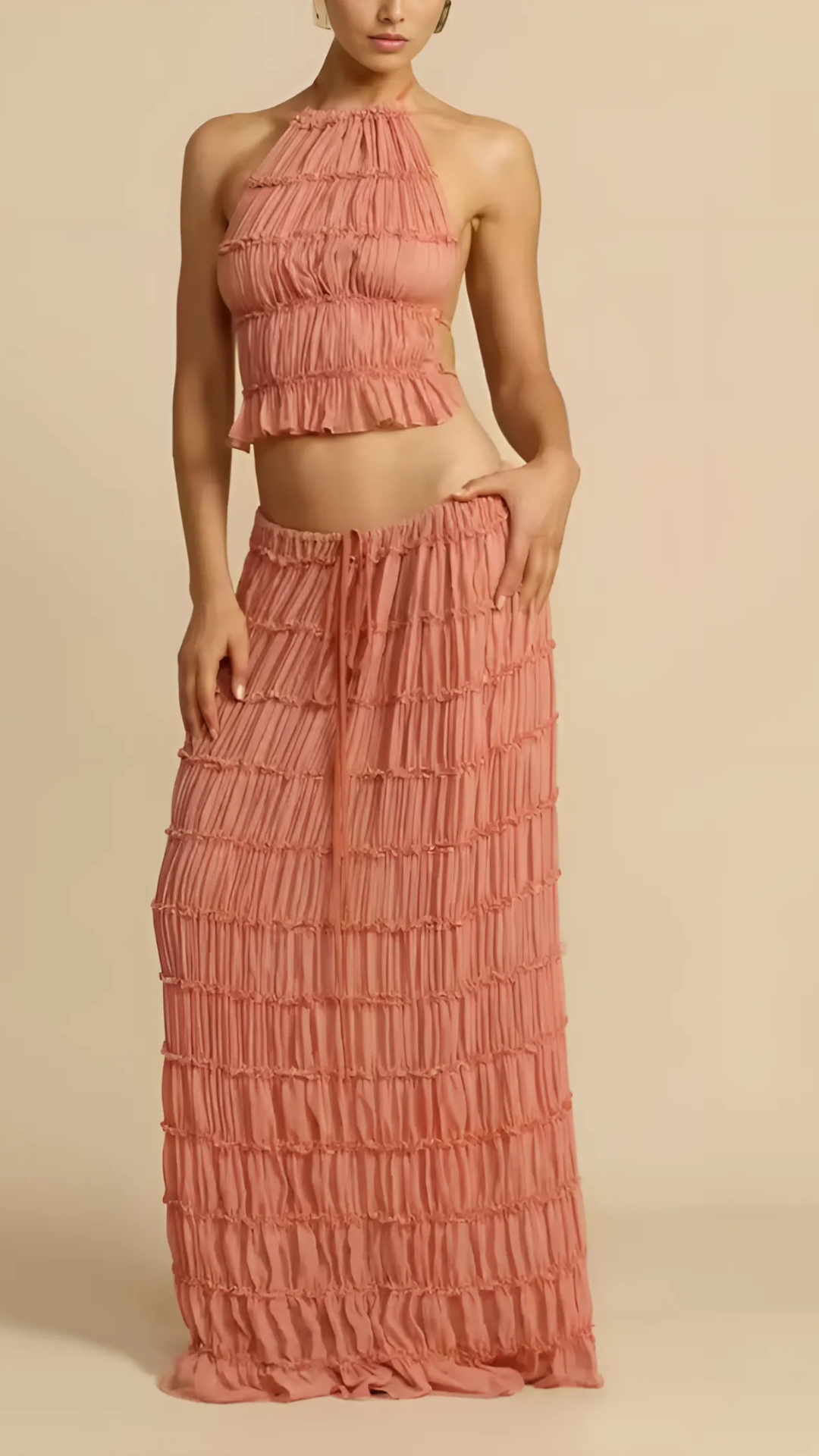 Elegantes 2-teiliges Boho-Set – Halter Top mit Spitzen und Faltenrock