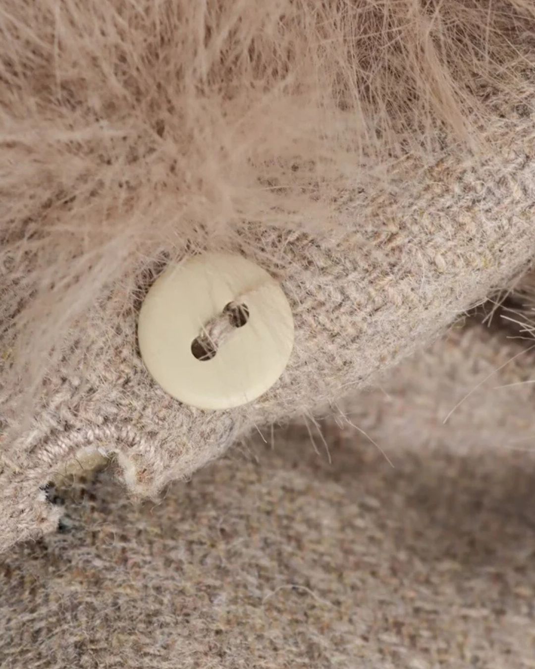 Elegant Faux Fur Collar Coat